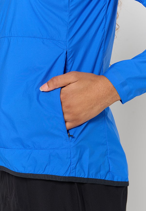 Mountain Hardwear