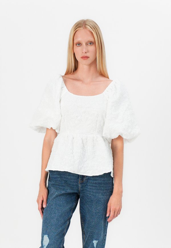 Pieces PCSALLY PUFF SLEEVES