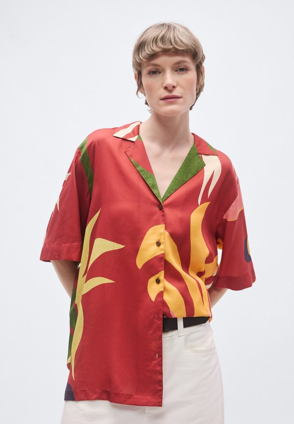 Scotch & Soda PRINTED SHORT SLEEVED RELAXED FIT SHIRT