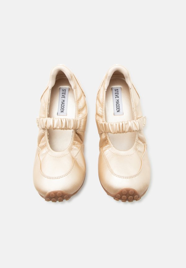 Steve Madden CUTIEQ
