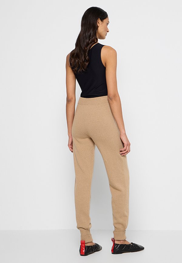 TWINSET
