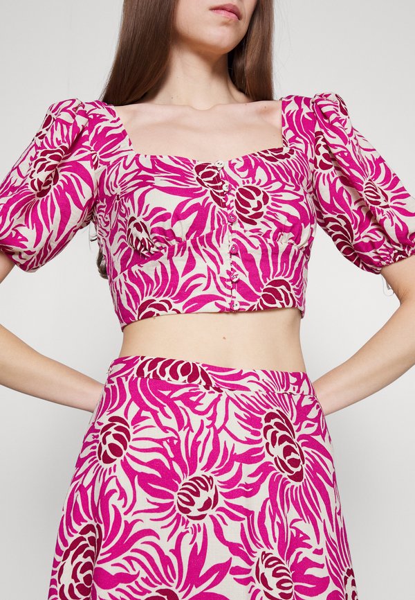Diane von Furstenberg  DOVER