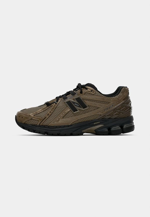 New Balance Trainers - mushroom