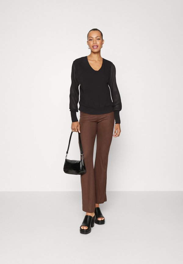 Pieces PCSTEPHANIE V-NECK