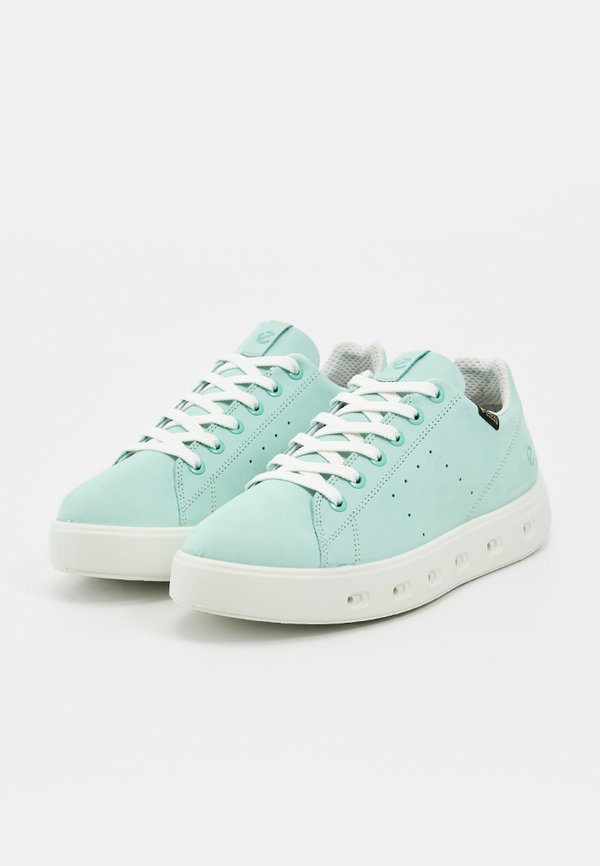 ECCO STREET 720