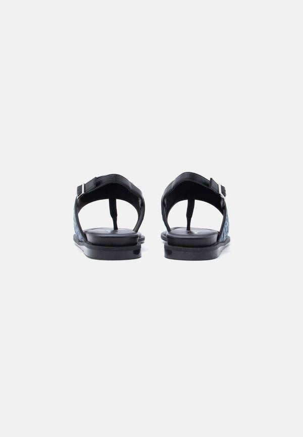 DKNY CELADINE FLAT THONG