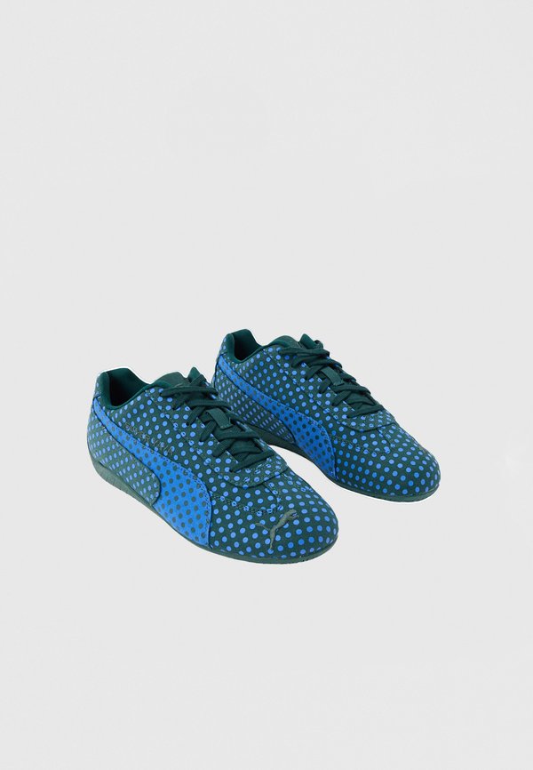 Puma X SUPER YAYA SPEEDCAT POLKADOT I UNISEX - Trainers - green terrain/mountain blue