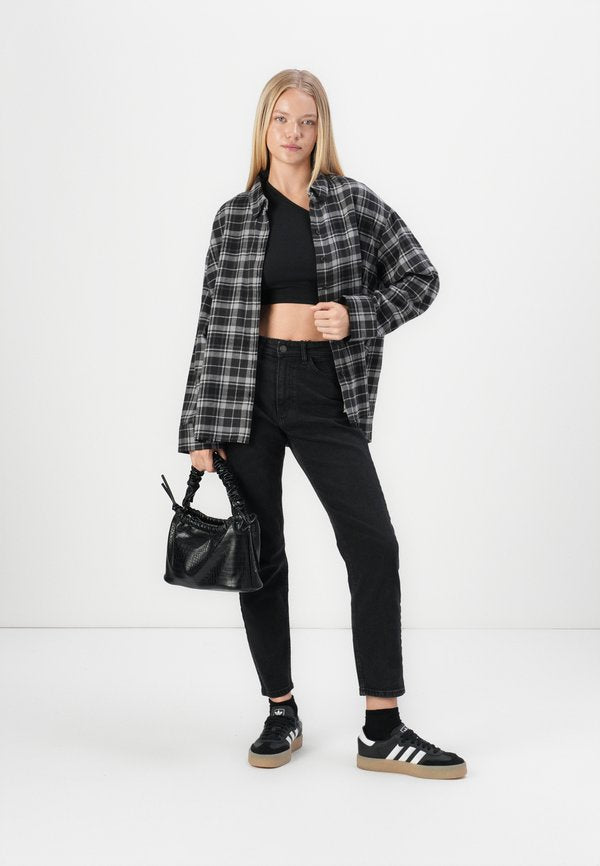 Noisy May Slim fit NMMONI
