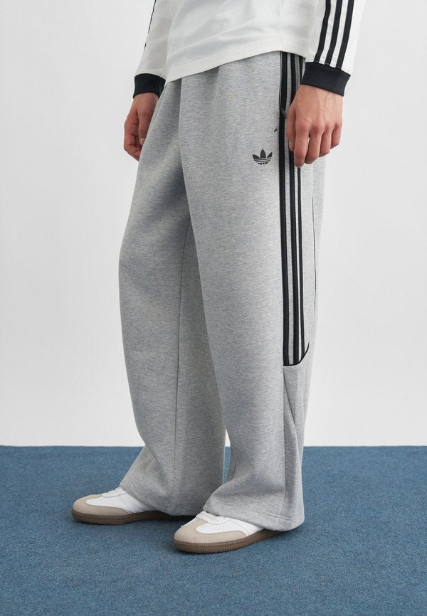 adidas Originals SPACER OPEN HEM - Tracksuit bottoms - medium grey heather
