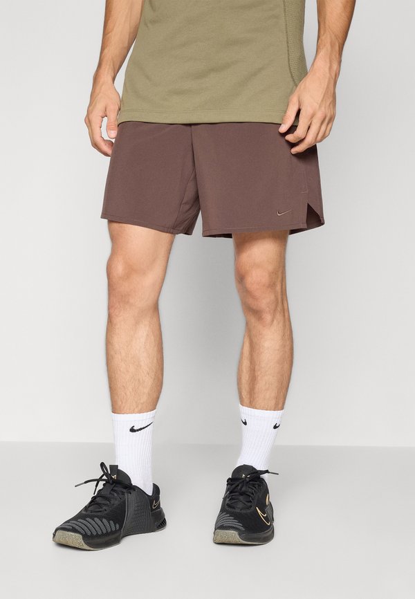 Nike Performance M NK DF UNLIMITED WVN 7IN UL - Sports shorts - baroque brown/black