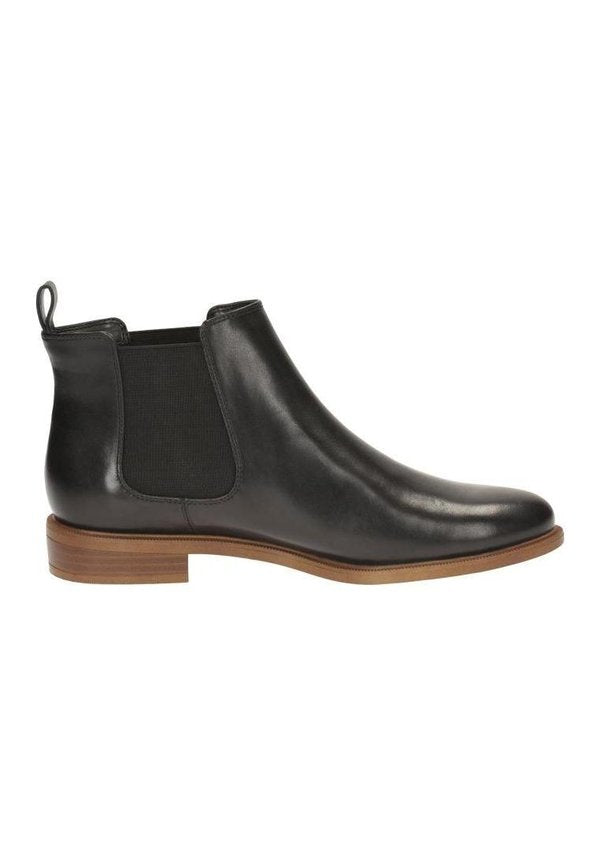 Clarks TAYLOR SHINE