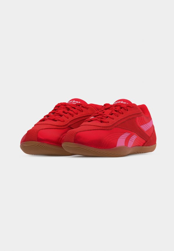 Reebok Classic ULTRA LO