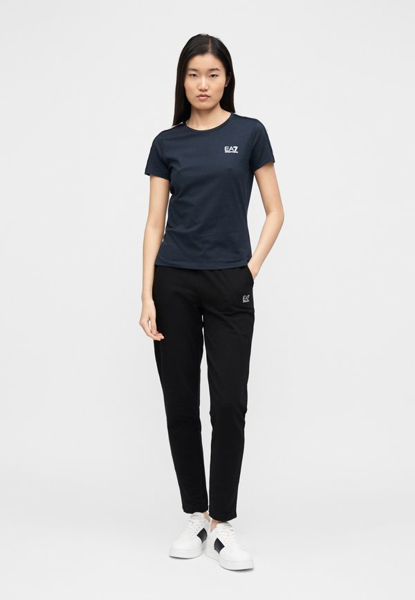 EA7 Emporio Armani