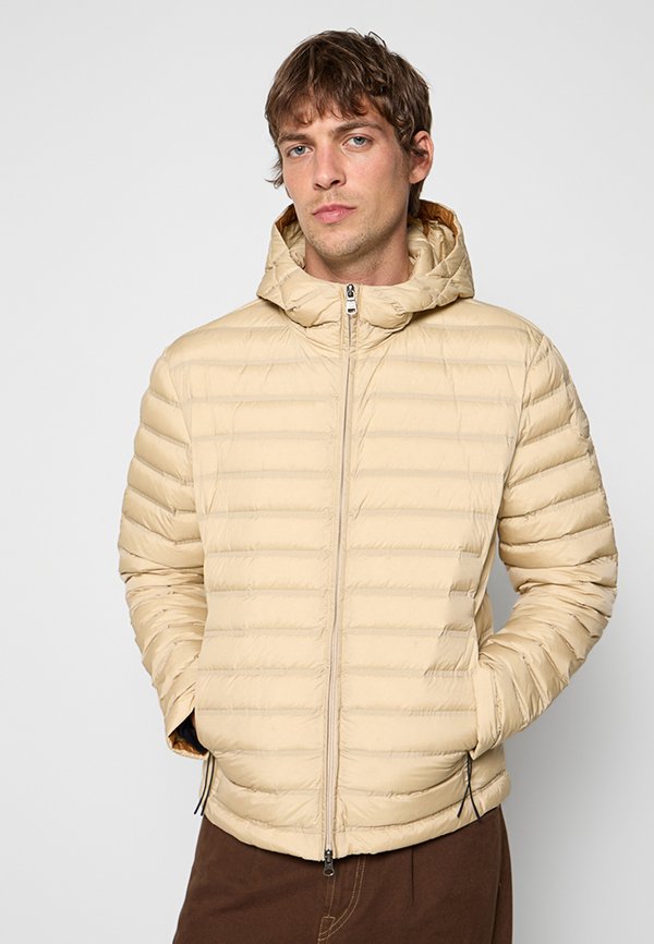 Colmar Originals
