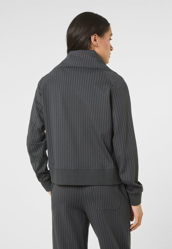 Fila APPAREL BELLARIVA RELAXED PINSTRIPED HIGH COLLAR