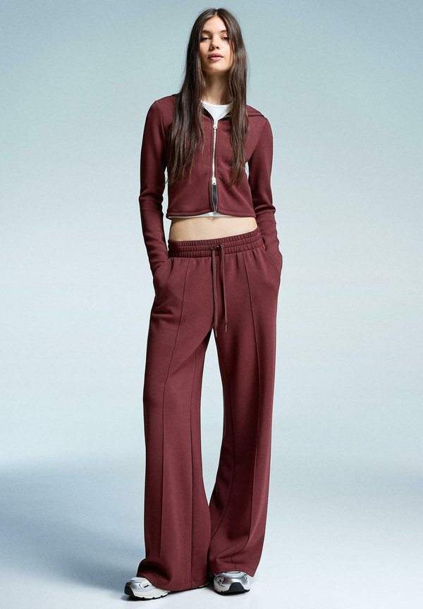 Bershka WIDE-LEG  - Tracksuit bottoms - dark red