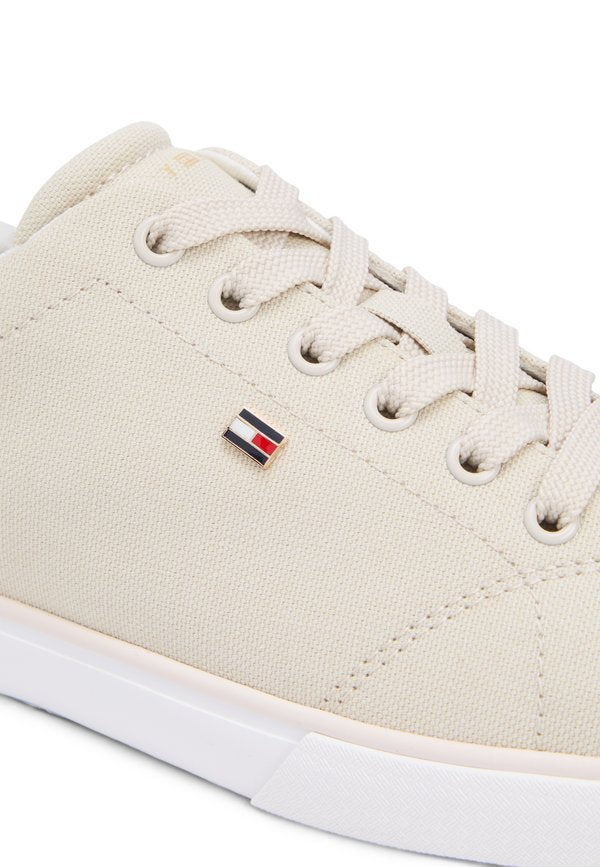 Tommy Hilfiger LOW PROFILE CANVAS LACE-UP TRAINERS