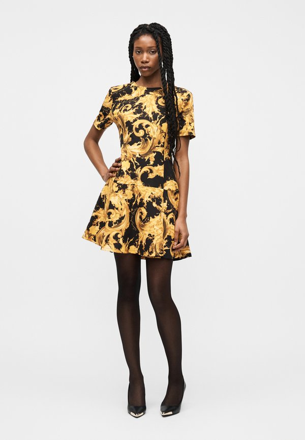 Versace Jeans Couture