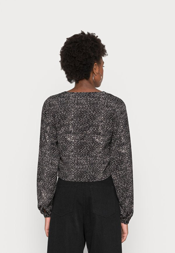 Noisy May NMCLARA V NECK SHIRT