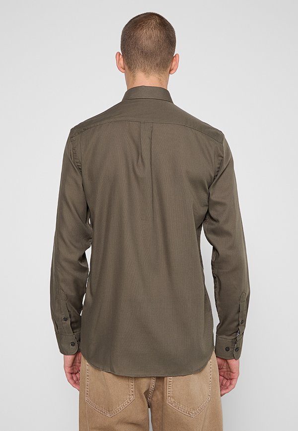 Lindbergh RELAXED FIT