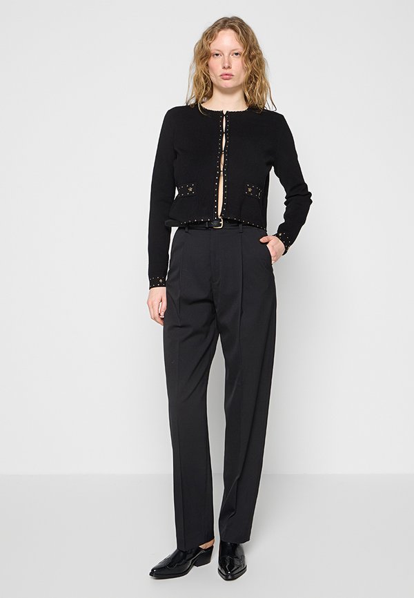 TWINSET