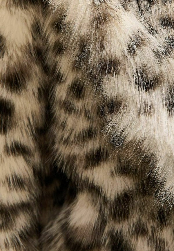 New Look ANIMAL PRINT CROPPED