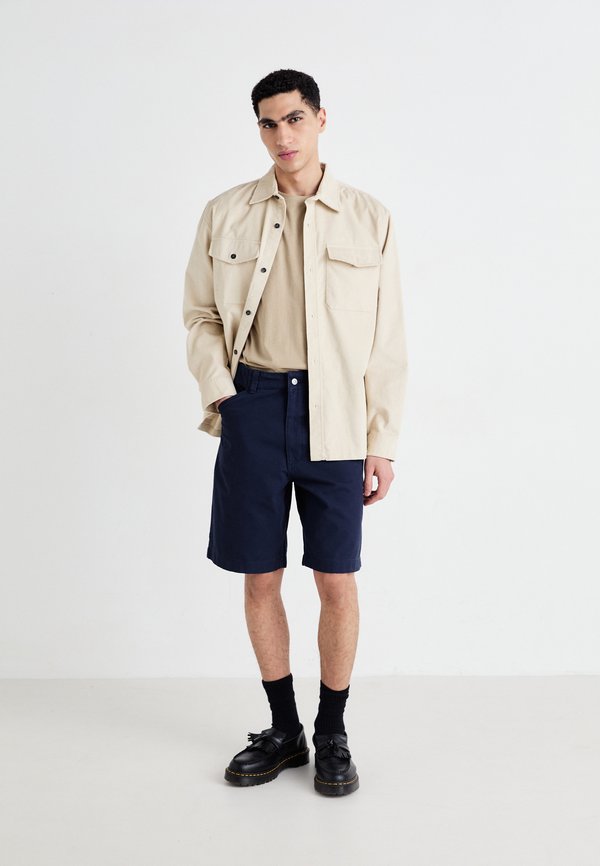 DOCKERS ALPHA