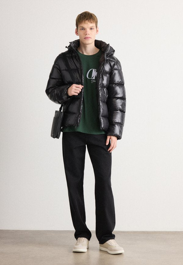 Calvin Klein GLOSSY CHANNELED PUFFER
