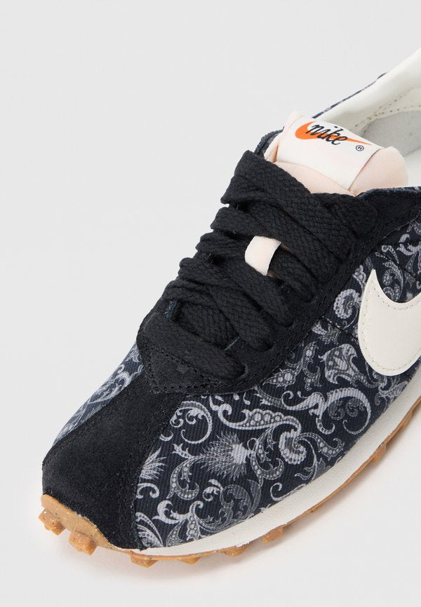 Nike Sportswear LD 1000