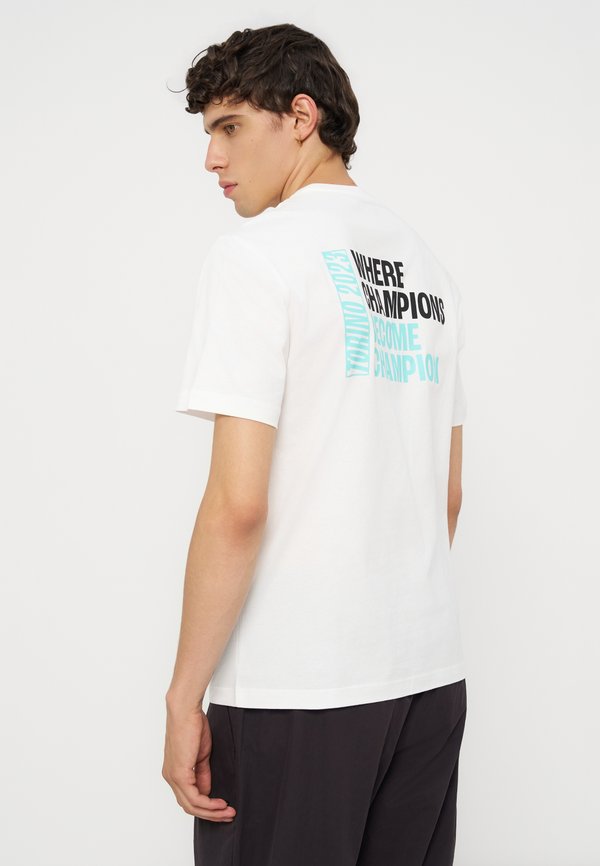 EA7 Emporio Armani