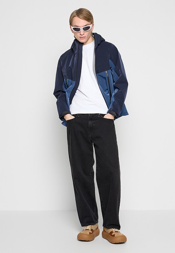Calvin Klein Jeans