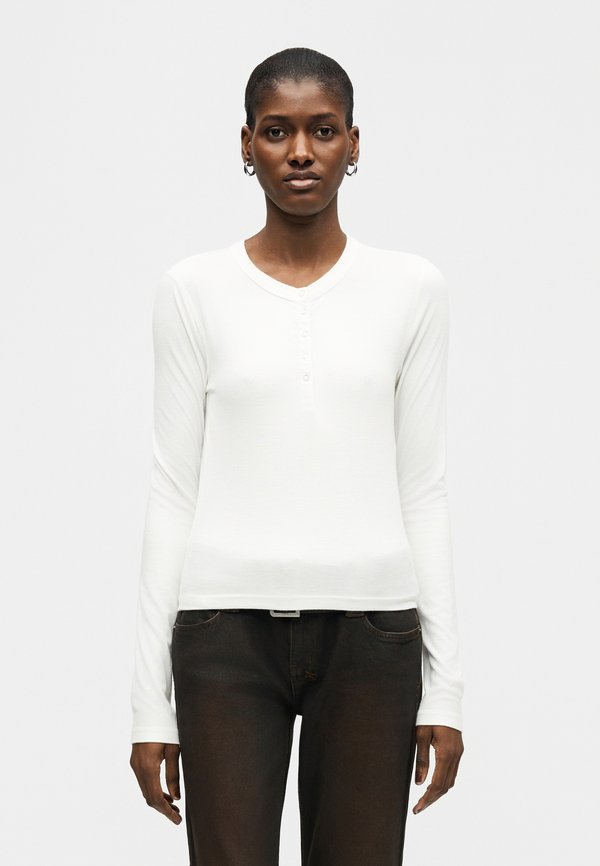 RE/DONE LONG SLEEVE RIBBED HENLEY