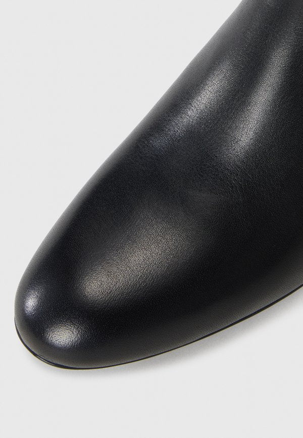 KARL LAGERFELD BONNIE
