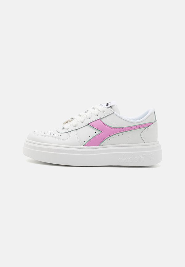Diadora MAGIC BOLD
