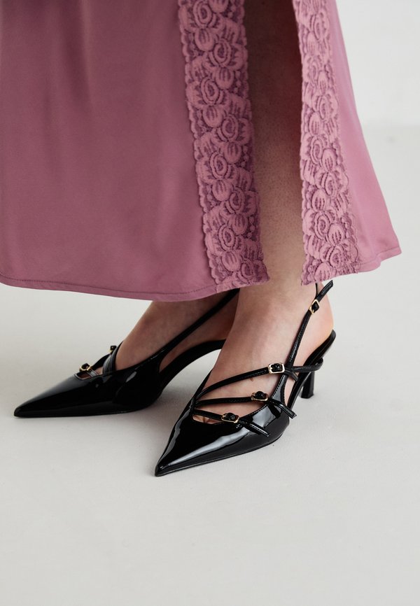 Steve Madden LIANA