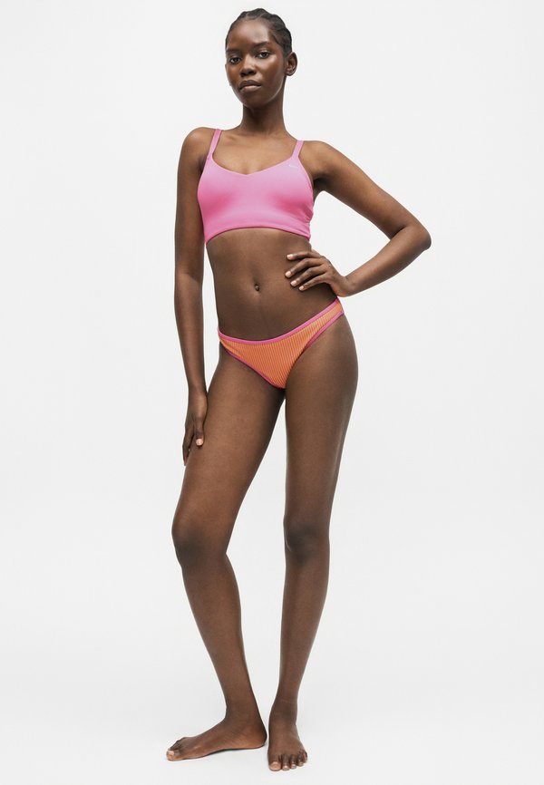 Nike Swim  ESSENTIAL V NECK