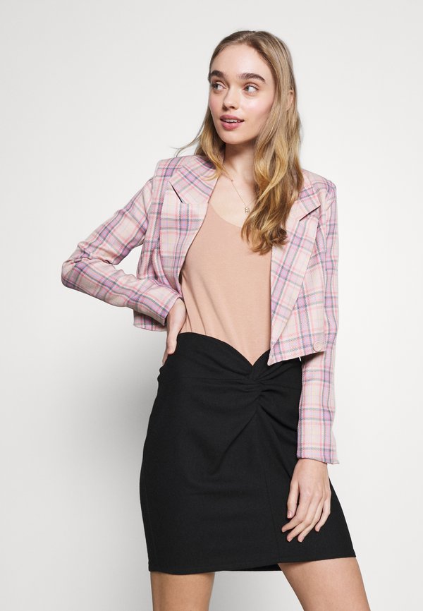 NA-KD KNOT SKIRT