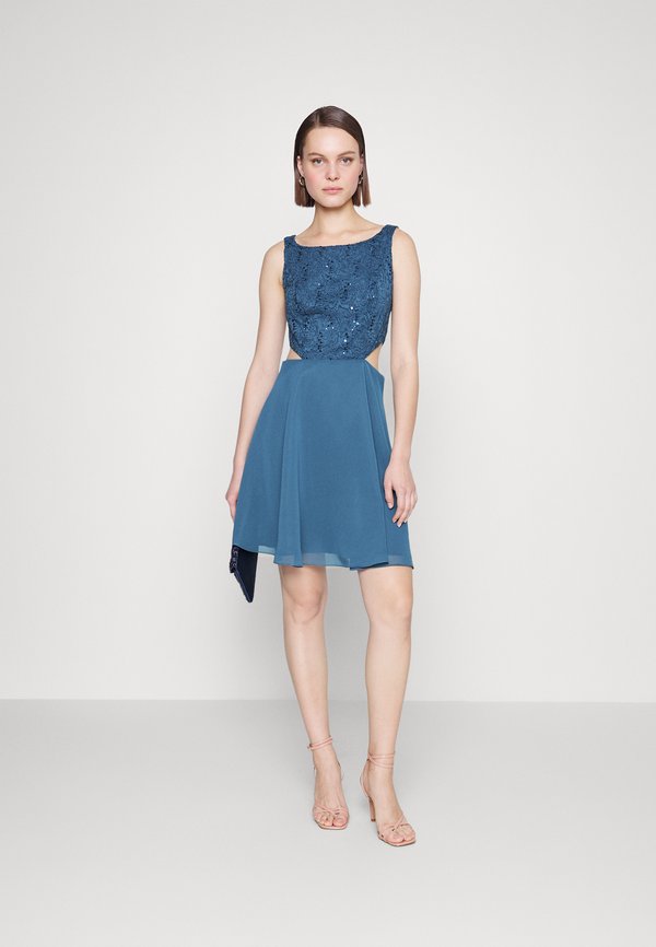 Swing COCKTAIL DRESS