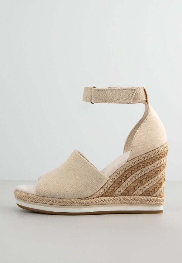 TOMS MARISOL