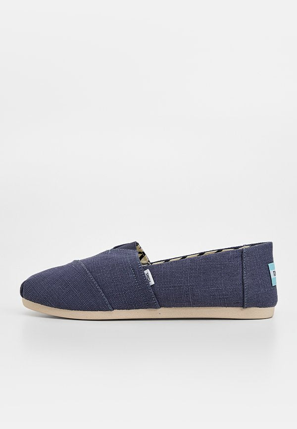 TOMS