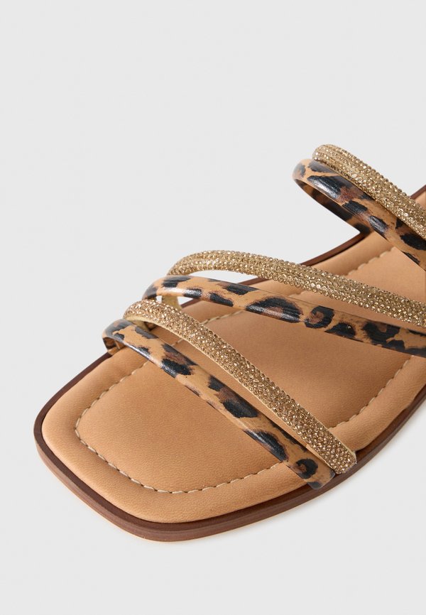Steve Madden GEMILIA