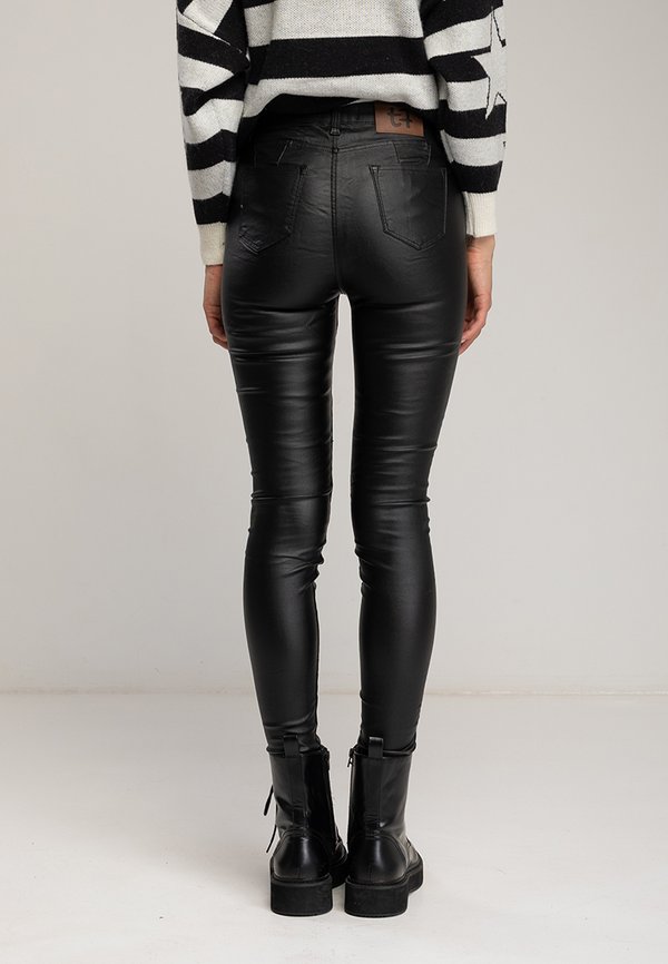 Tantra SLIM FIT