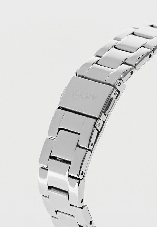 DKNY