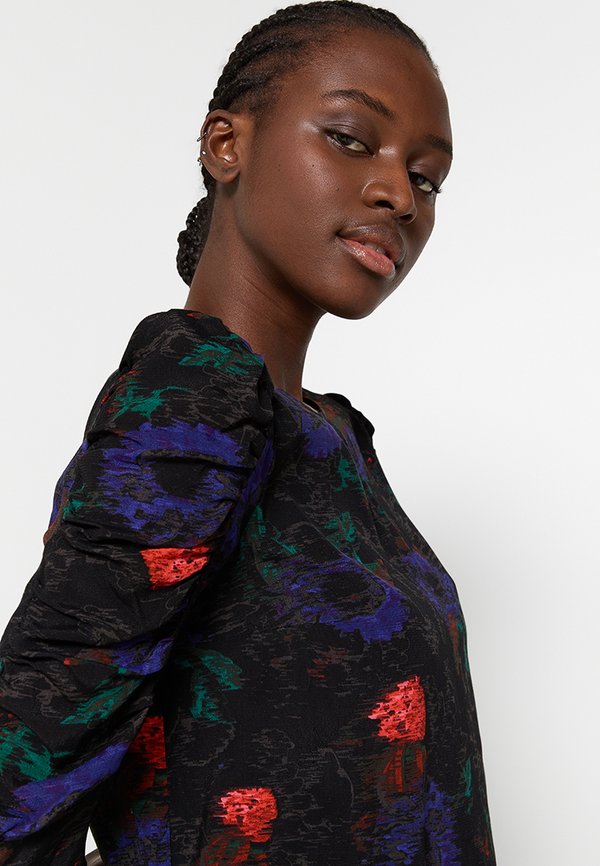 Desigual