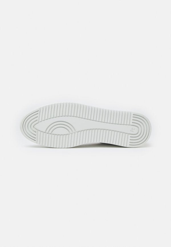 Filling Pieces LOW TOP RIPPLE CRUMBS UNISEX