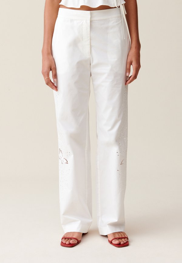 Claudie Pierlot