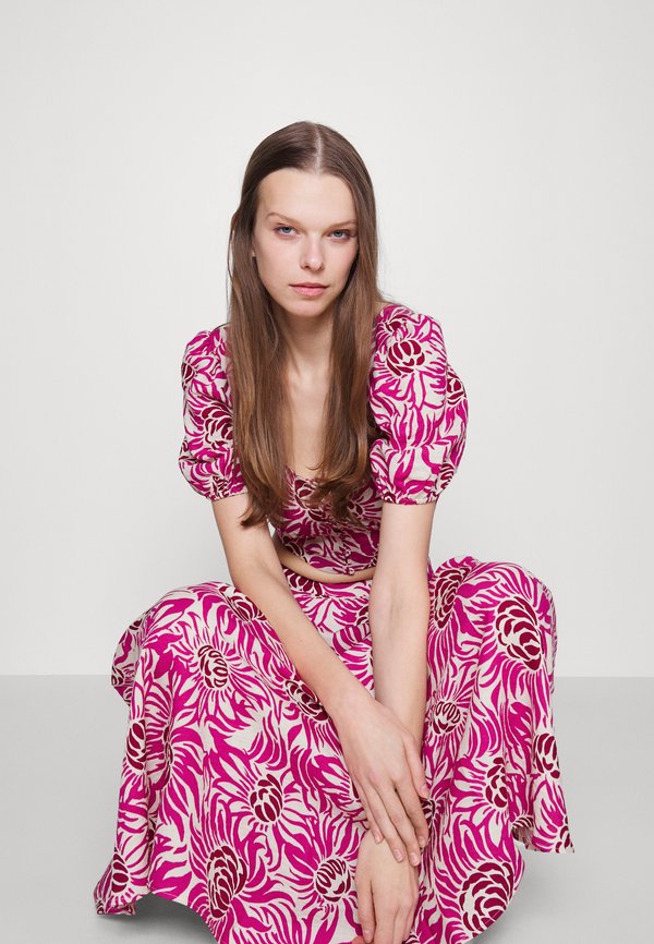 Diane von Furstenberg  DOVER