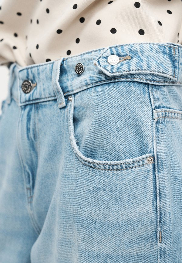 ONLY Wide-fit ONLLORAN Mid waist wide leg fit