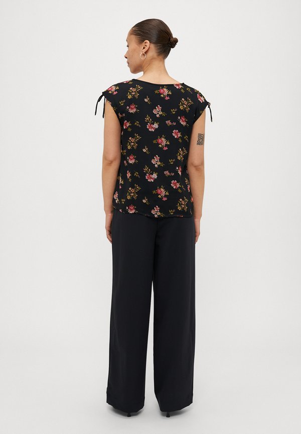 Vero Moda Petite VMSMILLA V NECK STRING