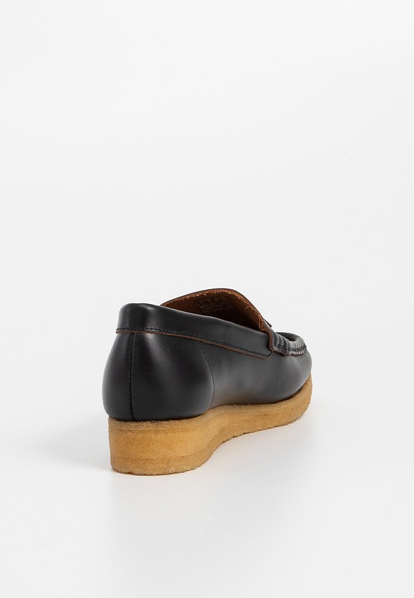 Clarks Originals WALLABEE LOAFER